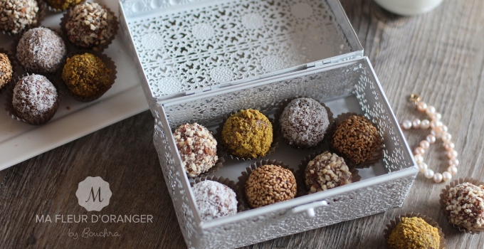 Boules de dattes et amandes sans cuisson