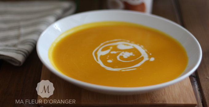 Soupe au potiron et lait de coco